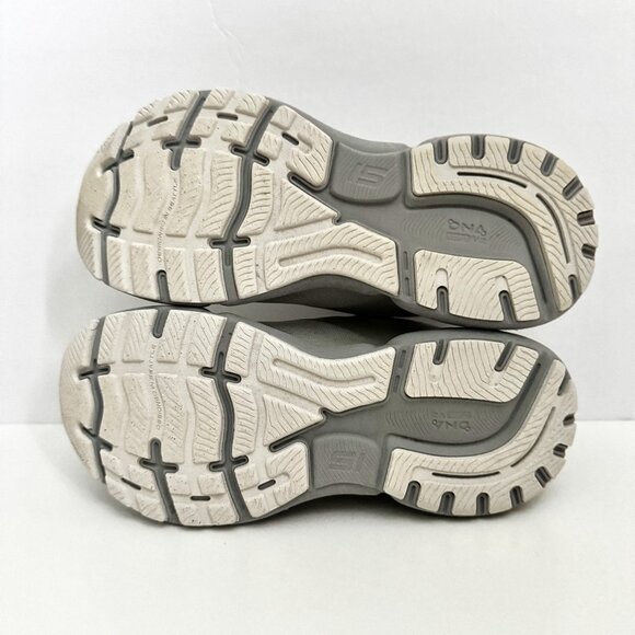 Brooks Ghost 15 Running Training - Picture 3 of 6